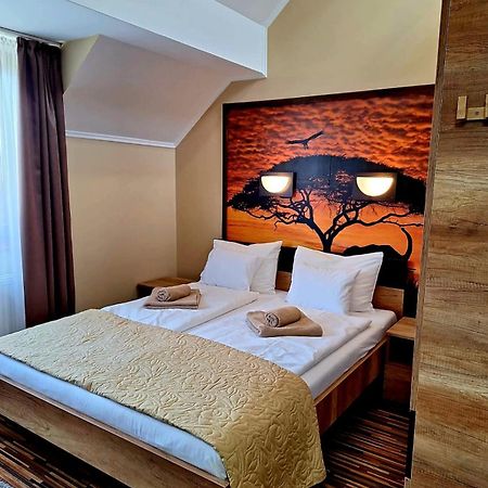 Angyal Apartman Дьюла Экстерьер фото