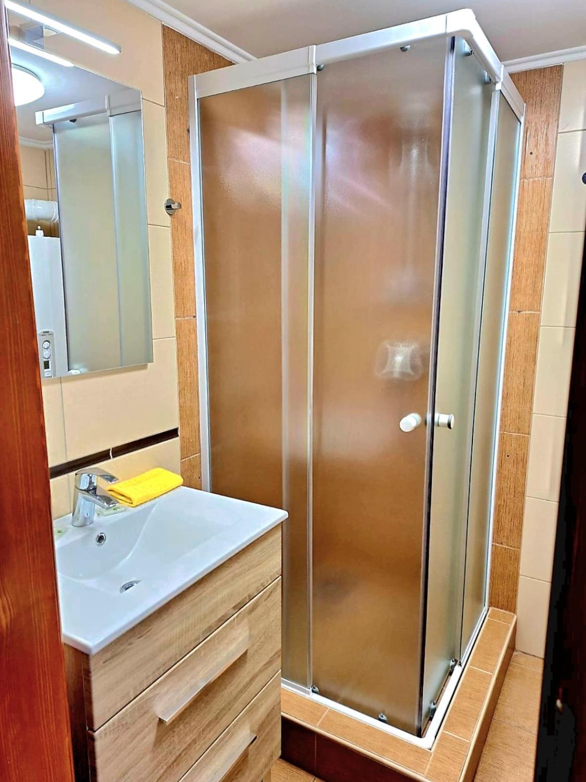 Angyal Apartman Дьюла Экстерьер фото