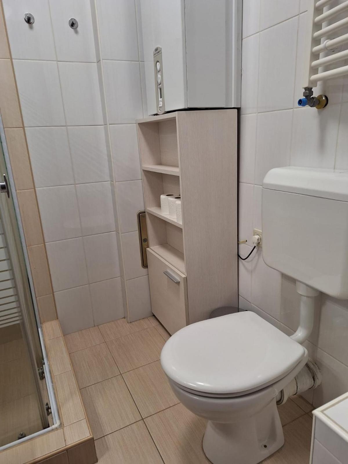 Angyal Apartman Дьюла Экстерьер фото