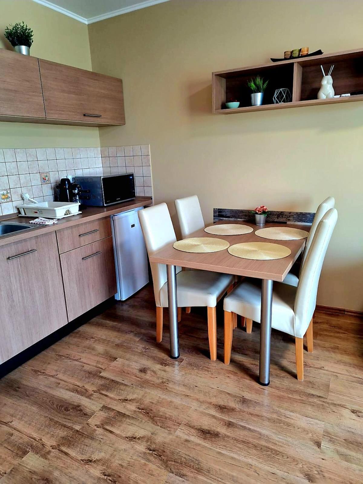 Angyal Apartman Дьюла Экстерьер фото
