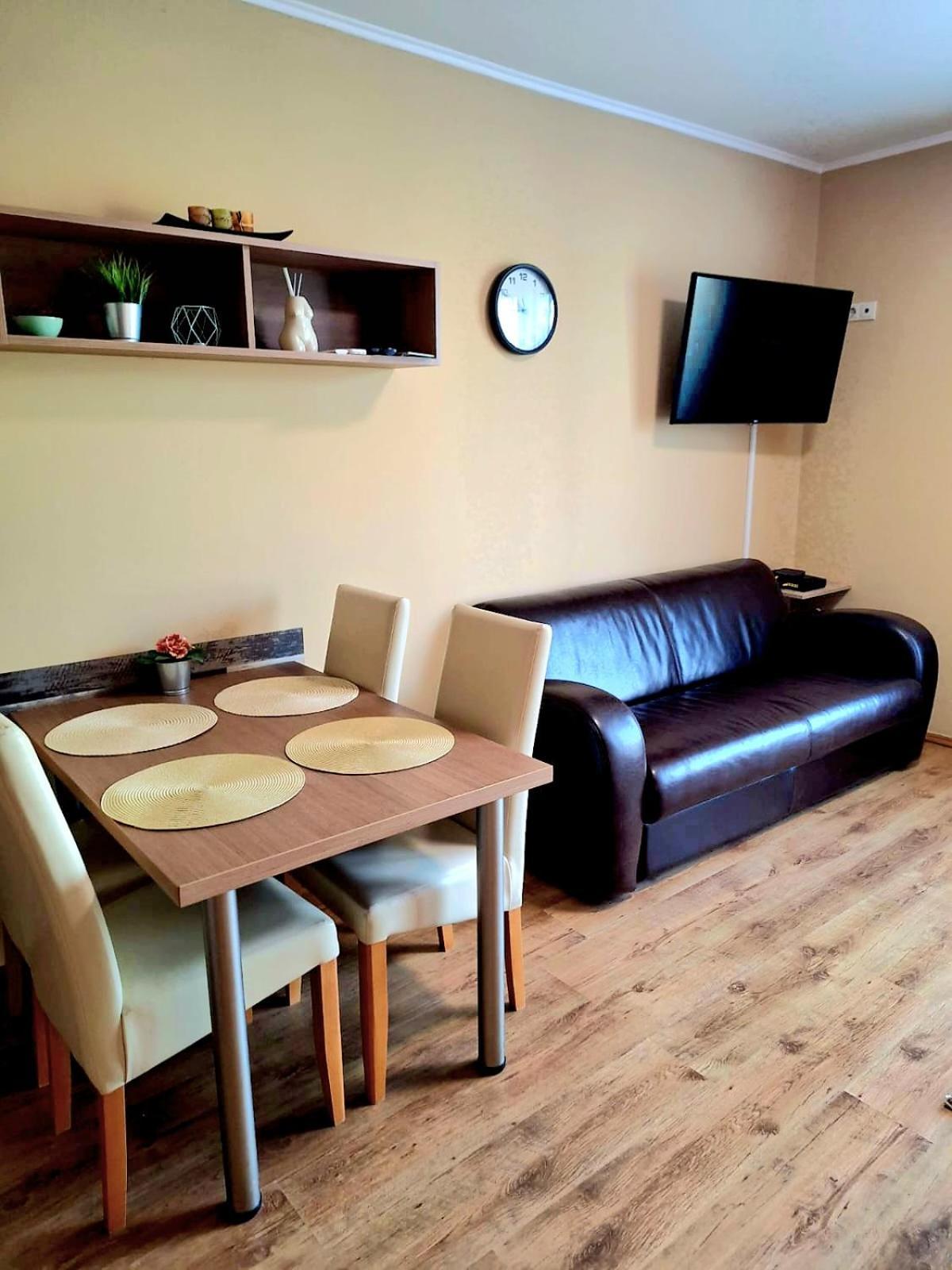 Angyal Apartman Дьюла Экстерьер фото