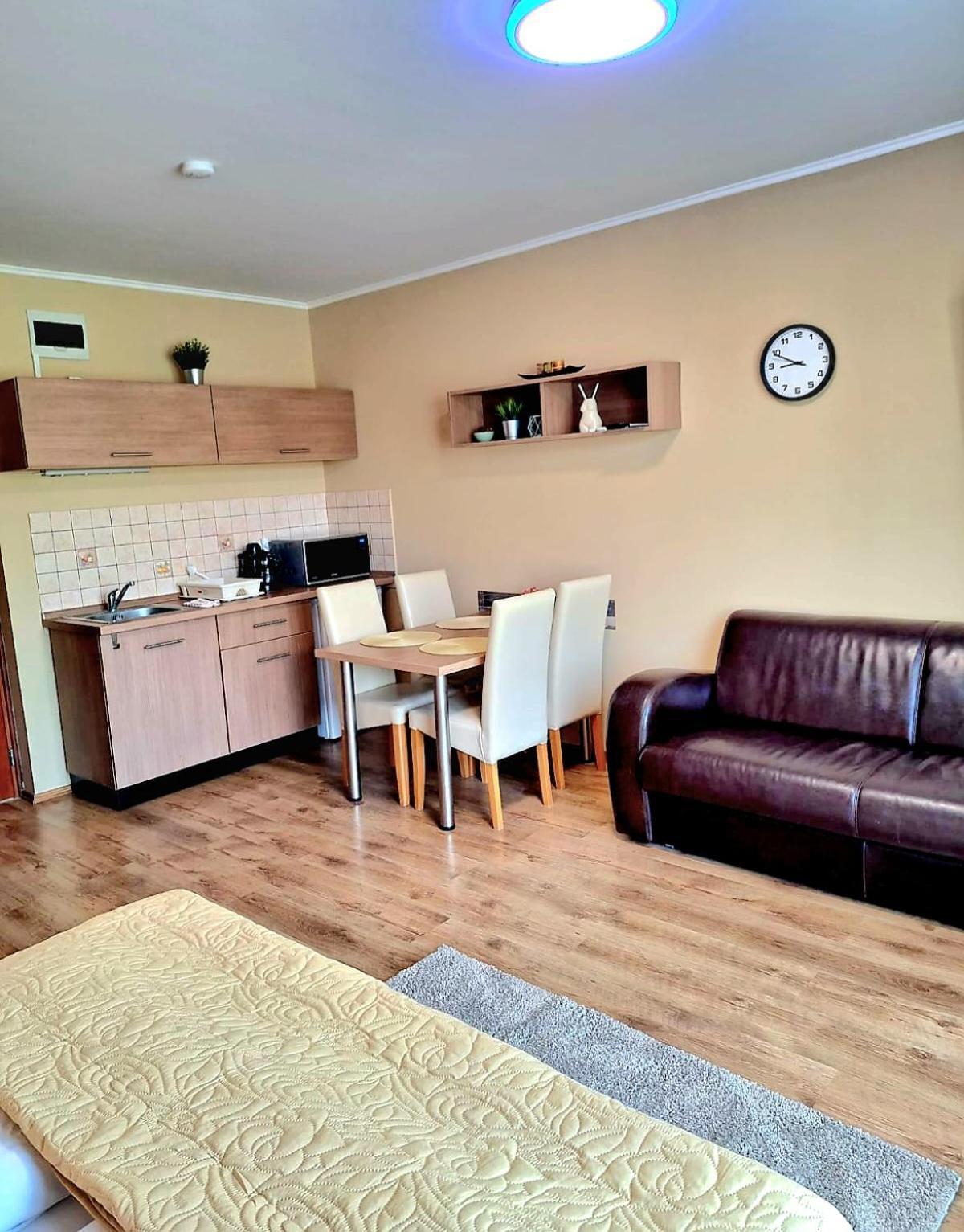 Angyal Apartman Дьюла Экстерьер фото